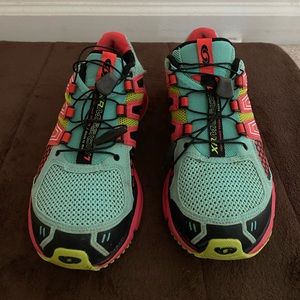 Salomon X-Mission Trail Running Shoe 7. 5 Women